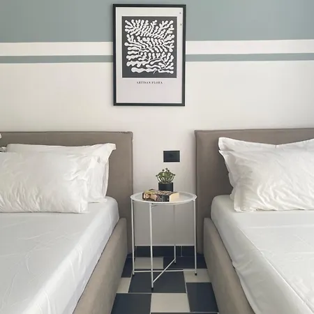 Lulu - Blue Apartment